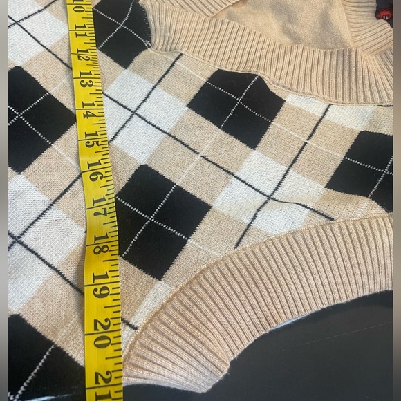 Argyle, Oversized, V Neck, Sweater Vest, Tan,Beige,White,Black, M/L - Picture 7 of 11